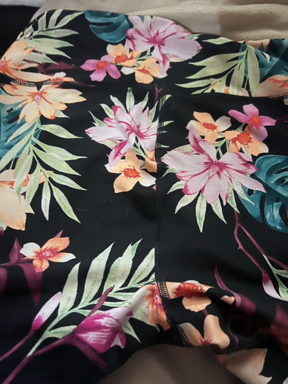 Old Navy Black Floral Active Leggings - Picture 2 of 4